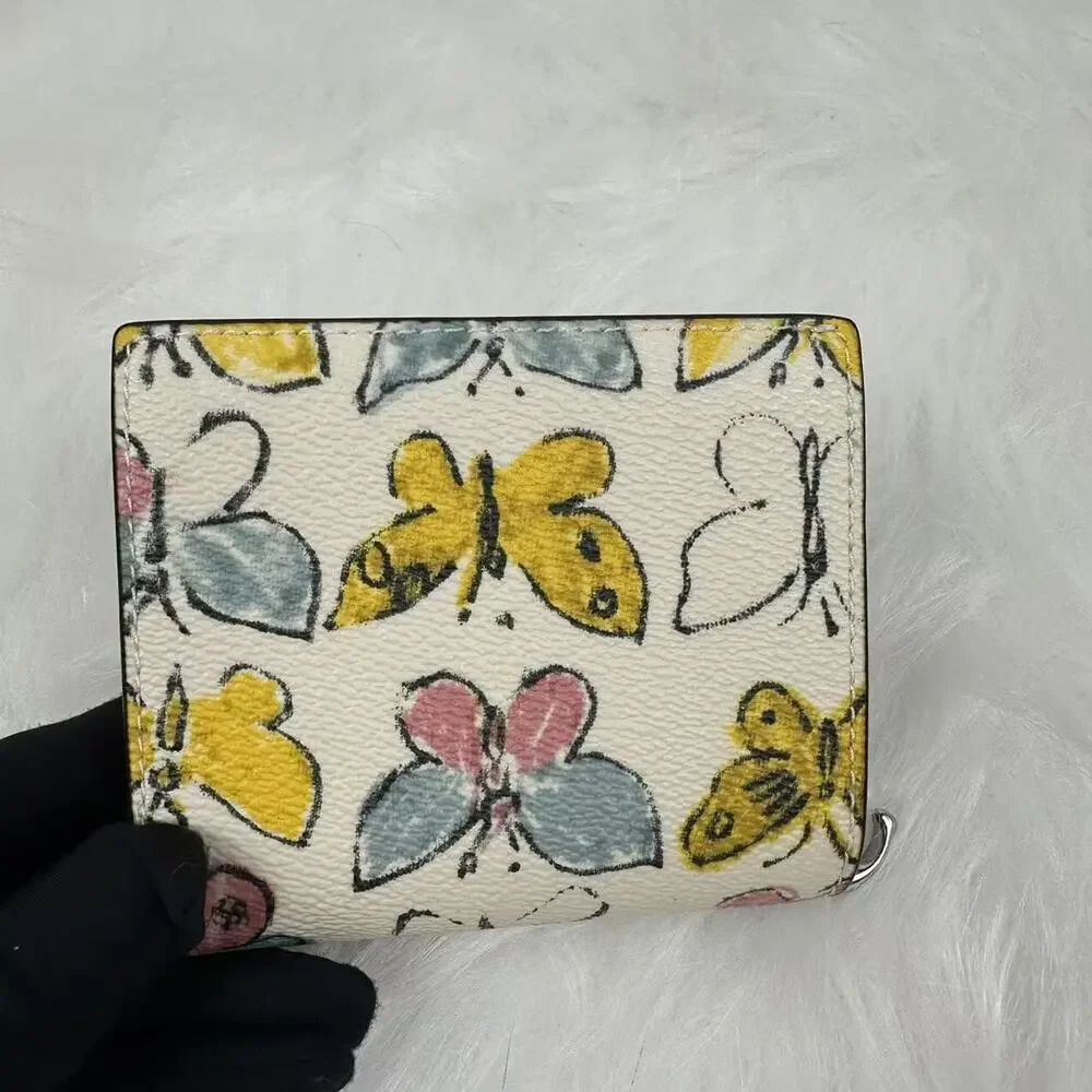 Coach Snap Wallet With Butterfly Print In Canvas/Silver/Chalk Multi CAP10 NWT - Picture 3 of 6